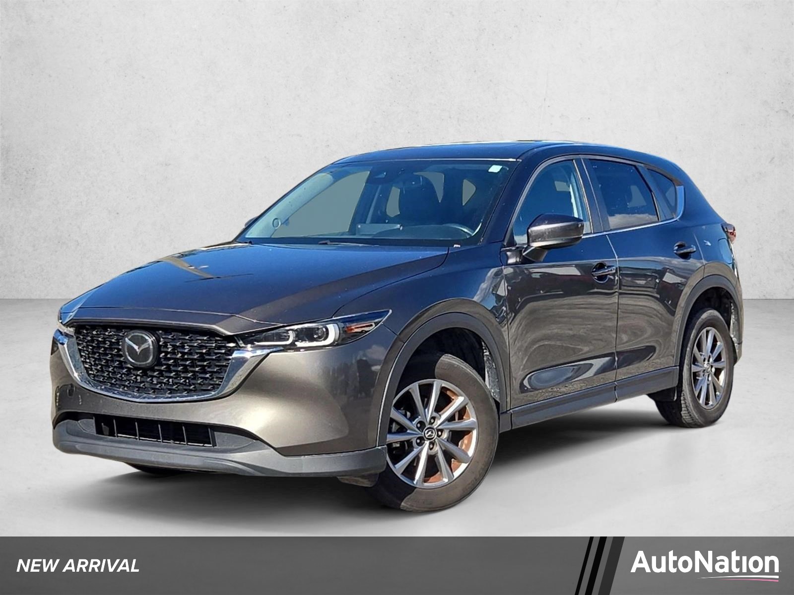 2022 Mazda CX-5 S Preferred package