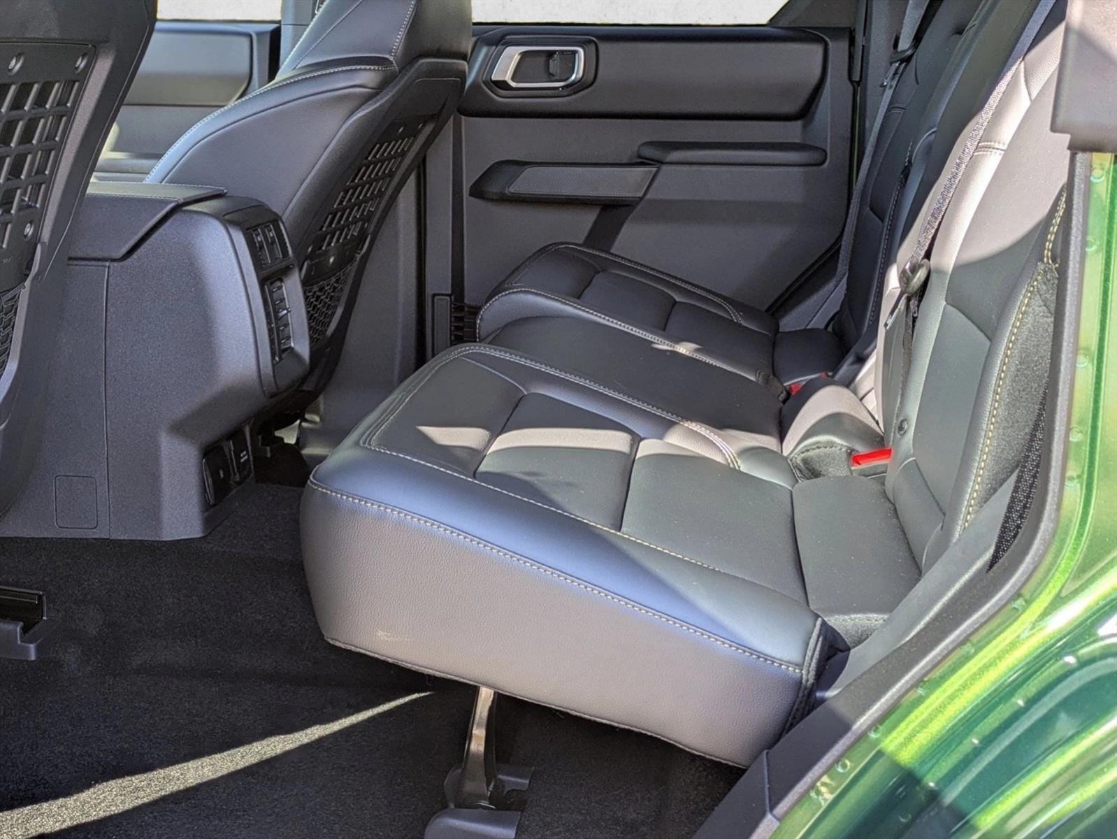 2025 Ford Bronco 4-Door Badlands - Photo 14