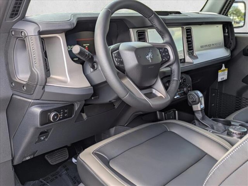 New 2026 Ford Bronco Outer Banks SUV