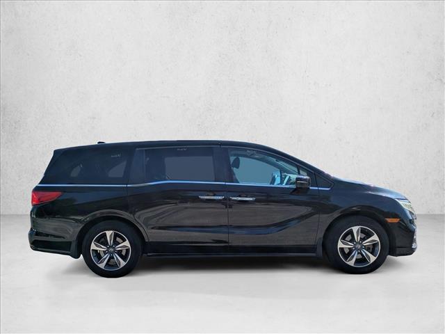 2018 Honda Odyssey Touring photo 4
