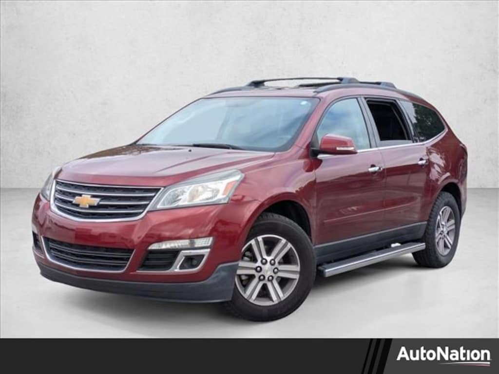 Used 2017 Chevrolet Traverse LT SUV
