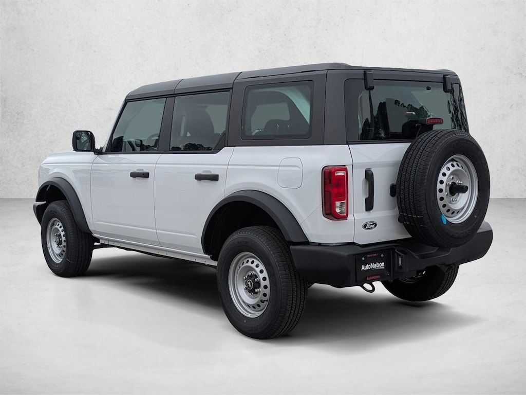 New 2026 Ford Bronco Base SUV
