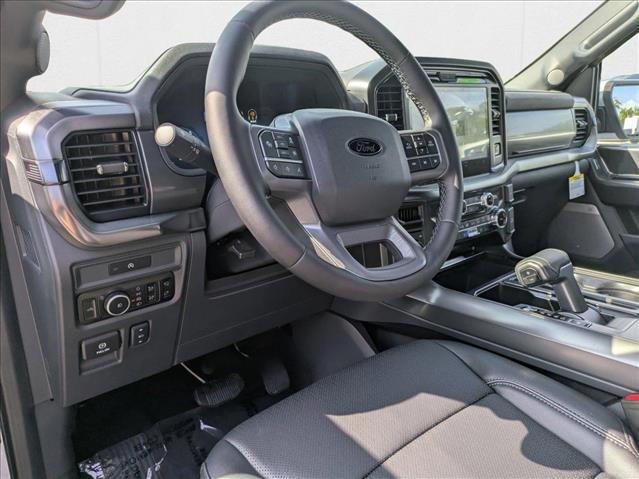 2025 Ford F-150 Lariat photo 3
