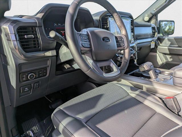 2025 Ford F-150 Lariat photo 3