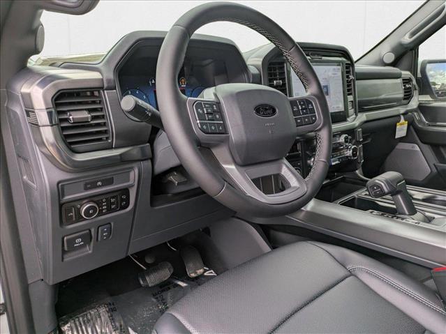 2025 Ford F-150 Lariat photo 3