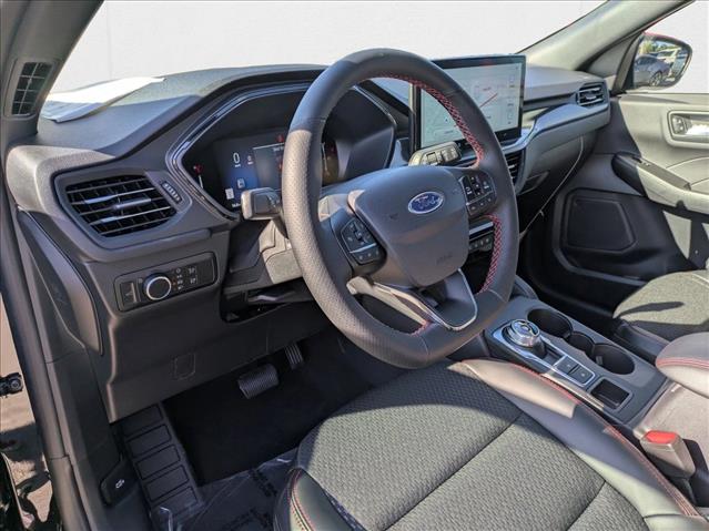 2025 Ford Escape ST-Line photo 3