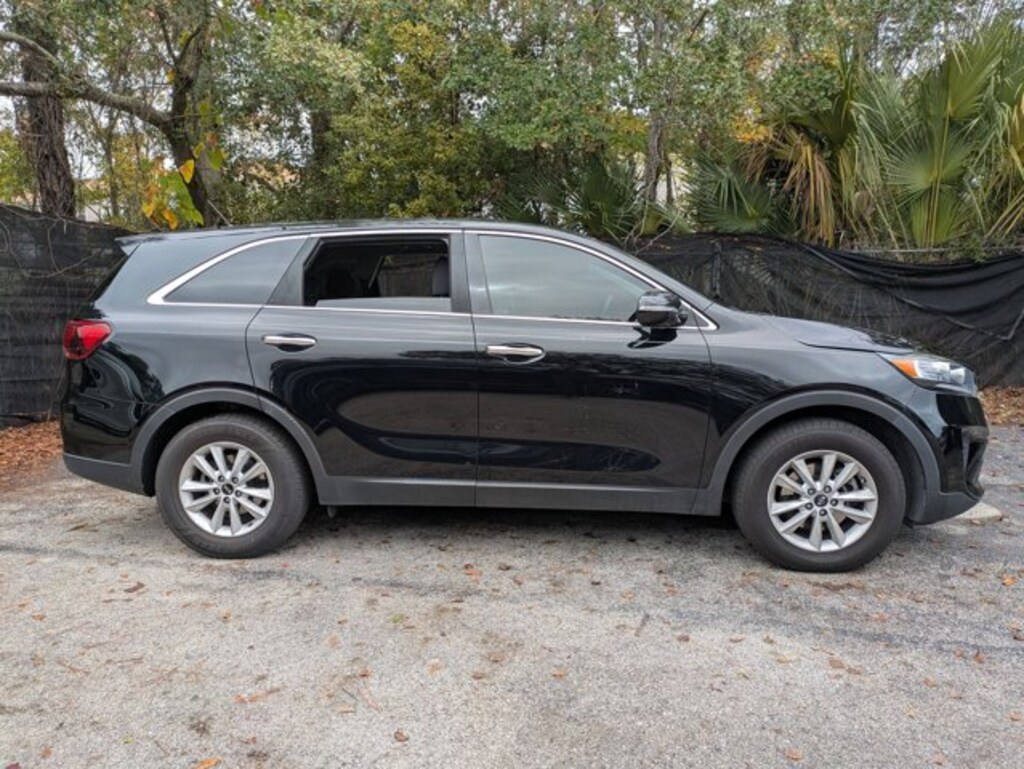 Used 2020 Kia Sorento LX SUV