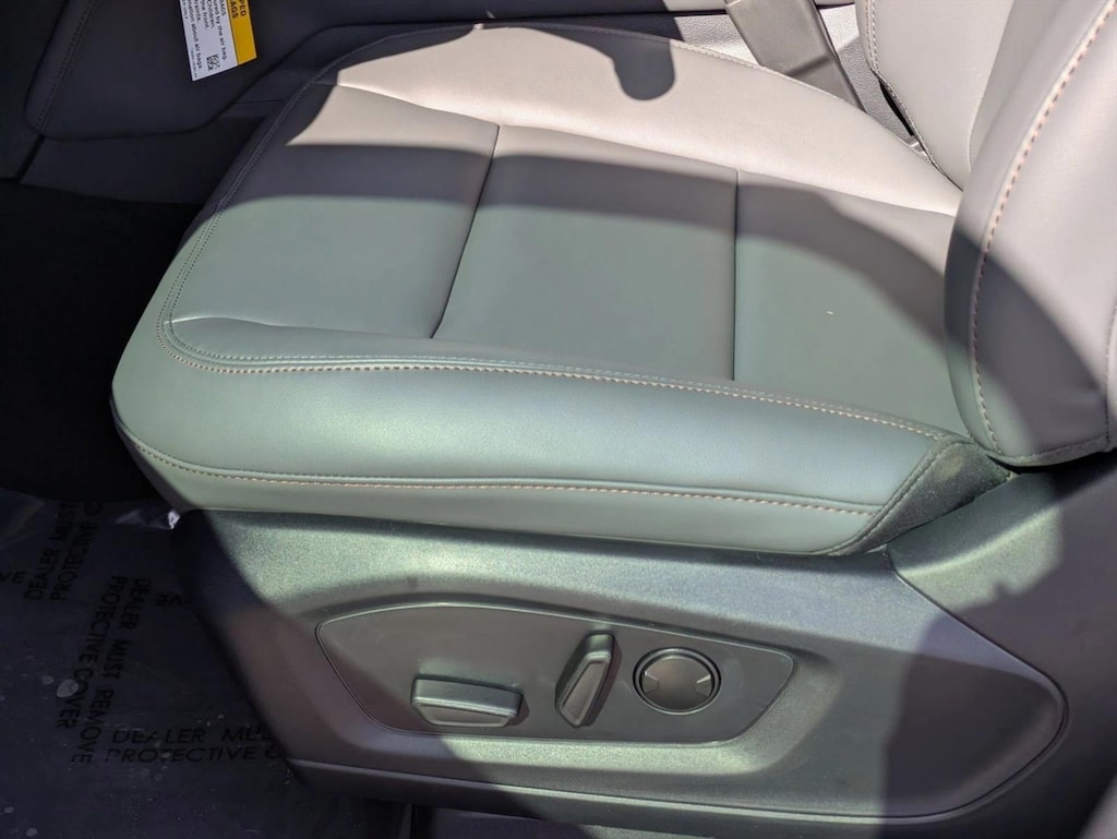 New 2026 Ford Explorer Active w/200A Pkg SUV