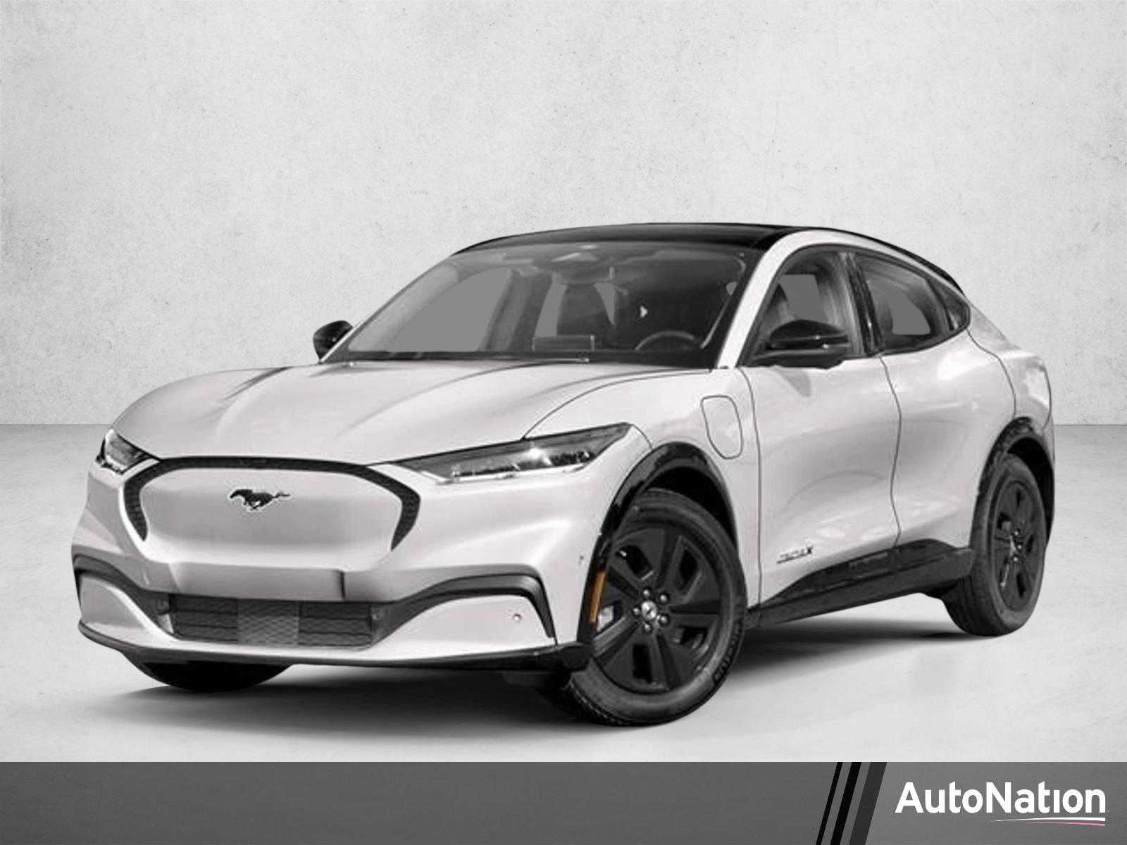 2022 Ford Mustang-Mach-e Select's photo
