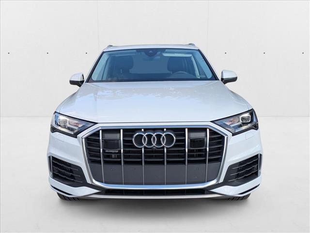 2023 Audi Q7 Premium Plus photo 2