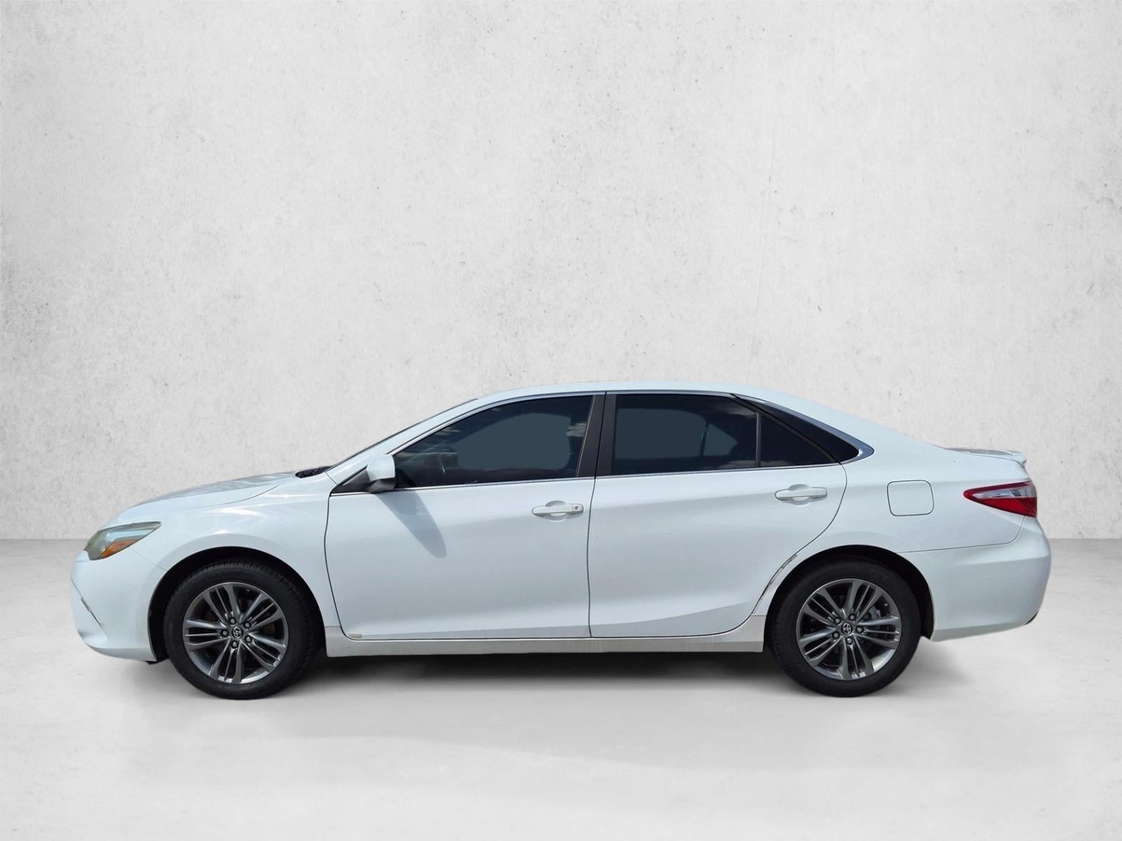 2016 Toyota Camry 9