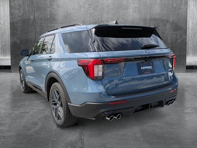 2025 Ford Explorer ST photo 2