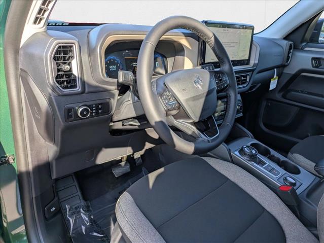 2025 Ford Bronco Sport Big Bend photo 2