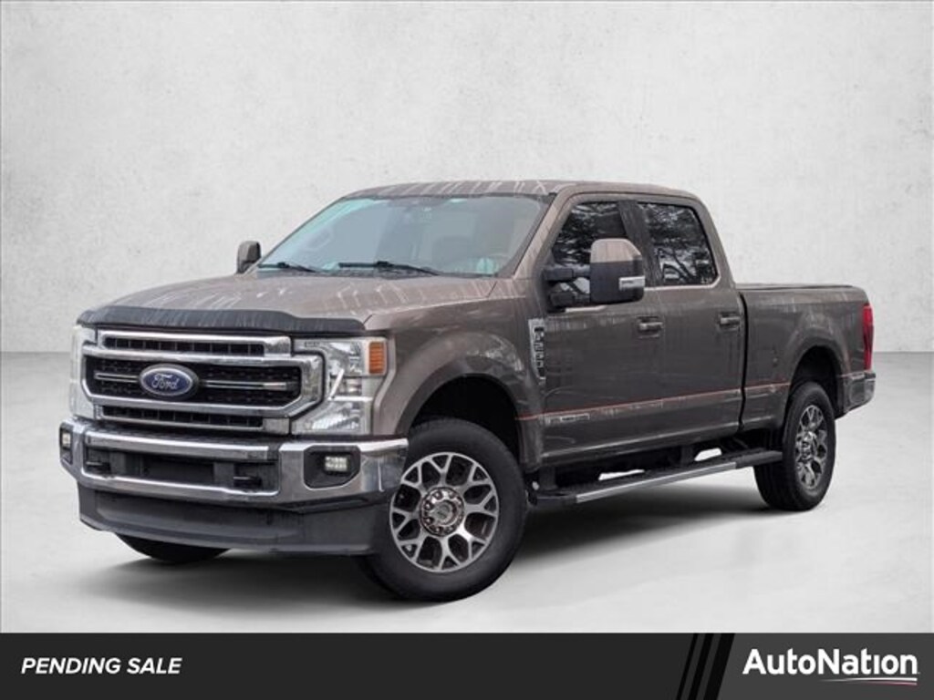 Used 2020 Ford F-250 LARIAT Truck Crew Cab