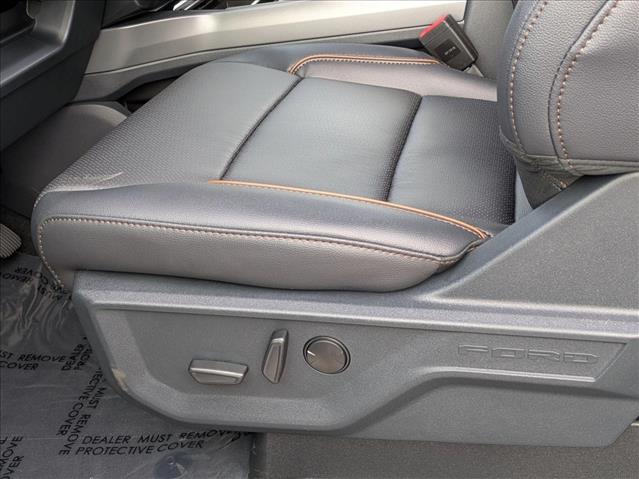 2026 Ford F-250 Lariat photo 4