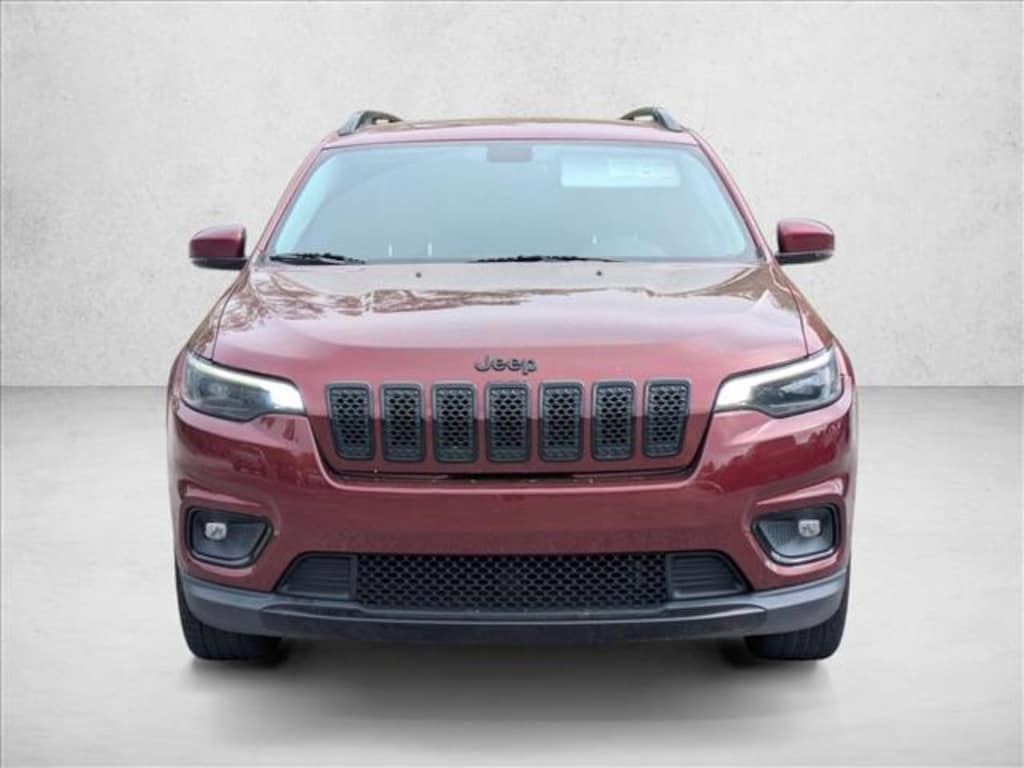 Used 2020 Jeep Cherokee Altitude SUV