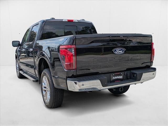 2025 Ford F-150 XLT photo 2