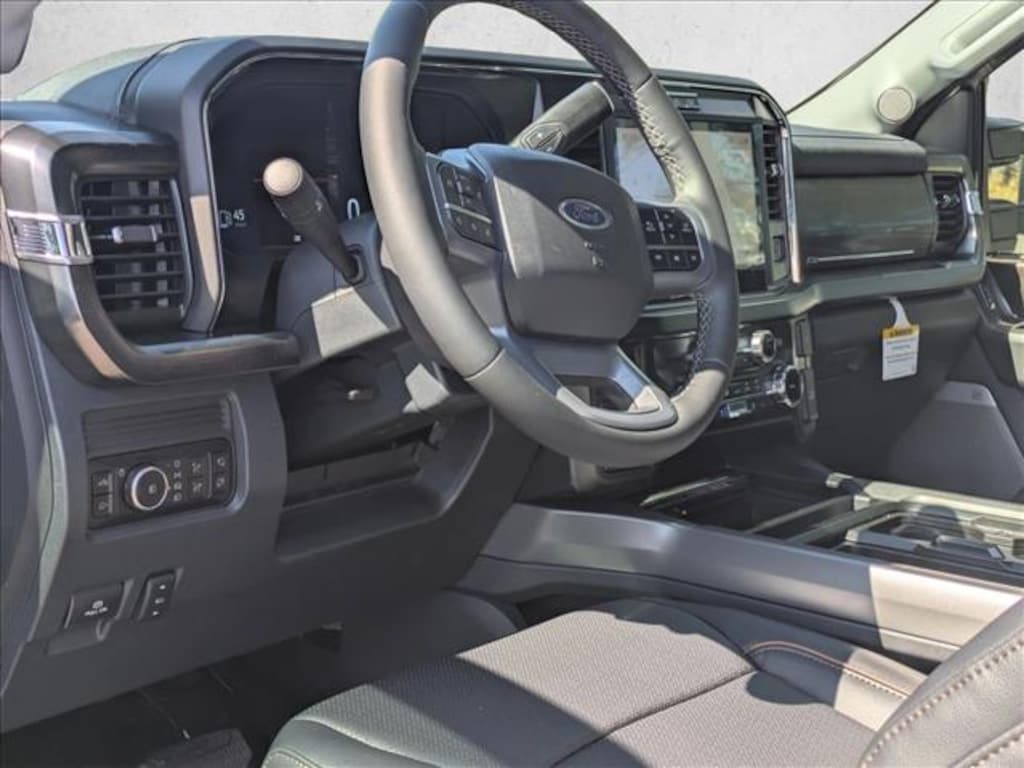 New 2026 Ford F-250 LARIAT Truck Crew Cab