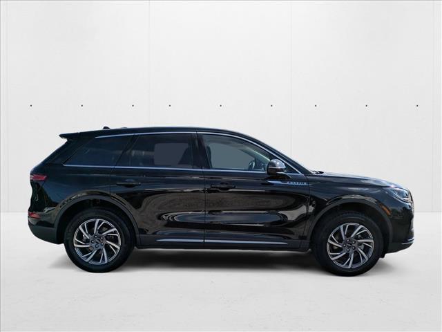 2024 Lincoln Corsair Premiere photo 4