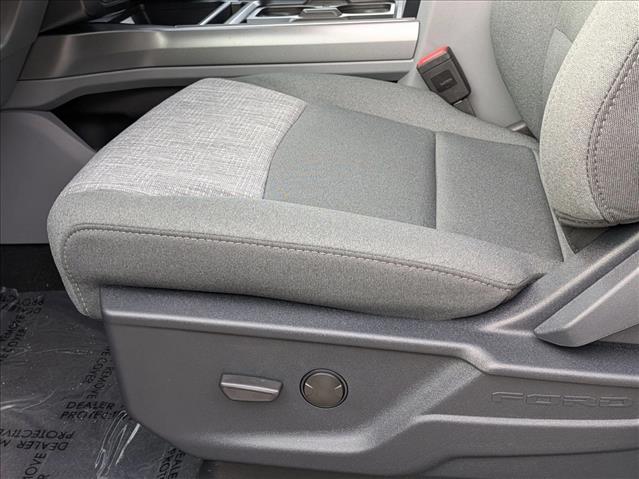 2026 Ford F-250 XLT photo 4