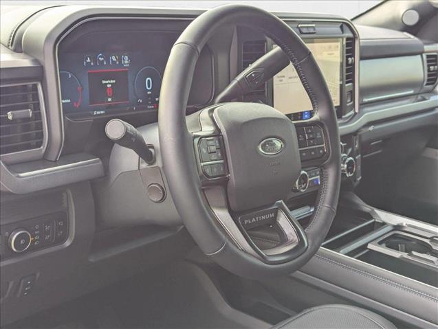 2025 Ford F-350 Platinum photo 3
