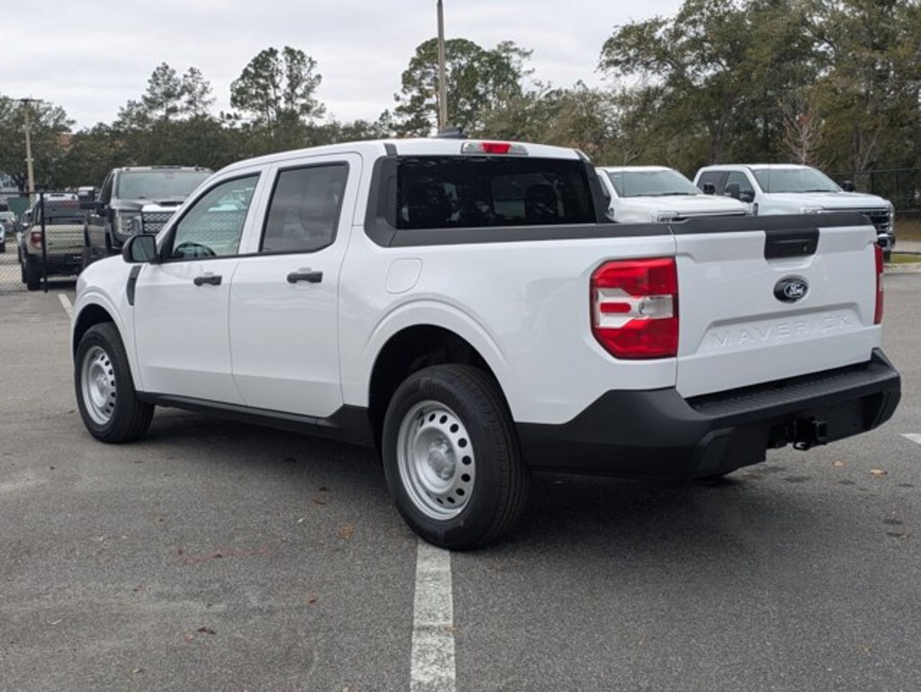 New 2026 Ford Maverick XL Truck SuperCrew