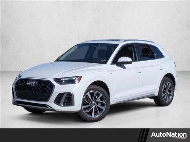 2023 Audi Q5 Premium Plus's photo