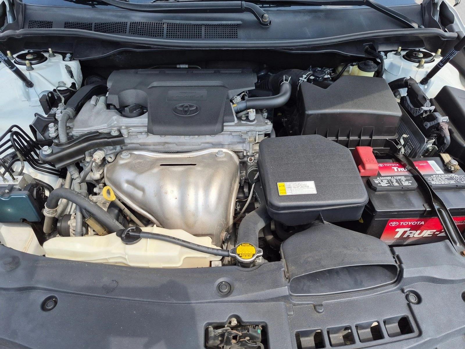 2016 Toyota Camry 21