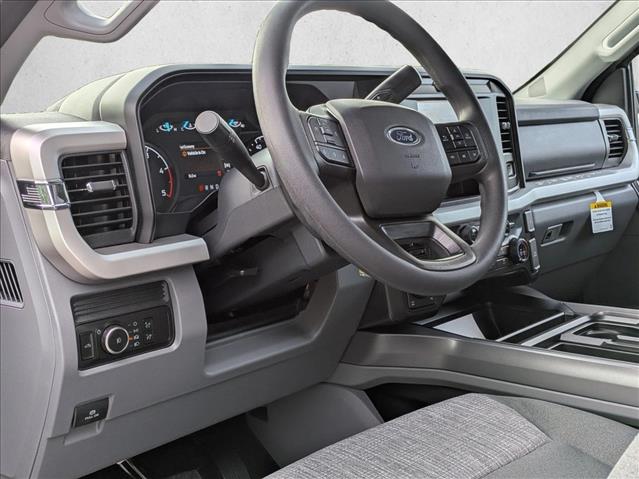 2026 Ford F-250 XLT photo 3