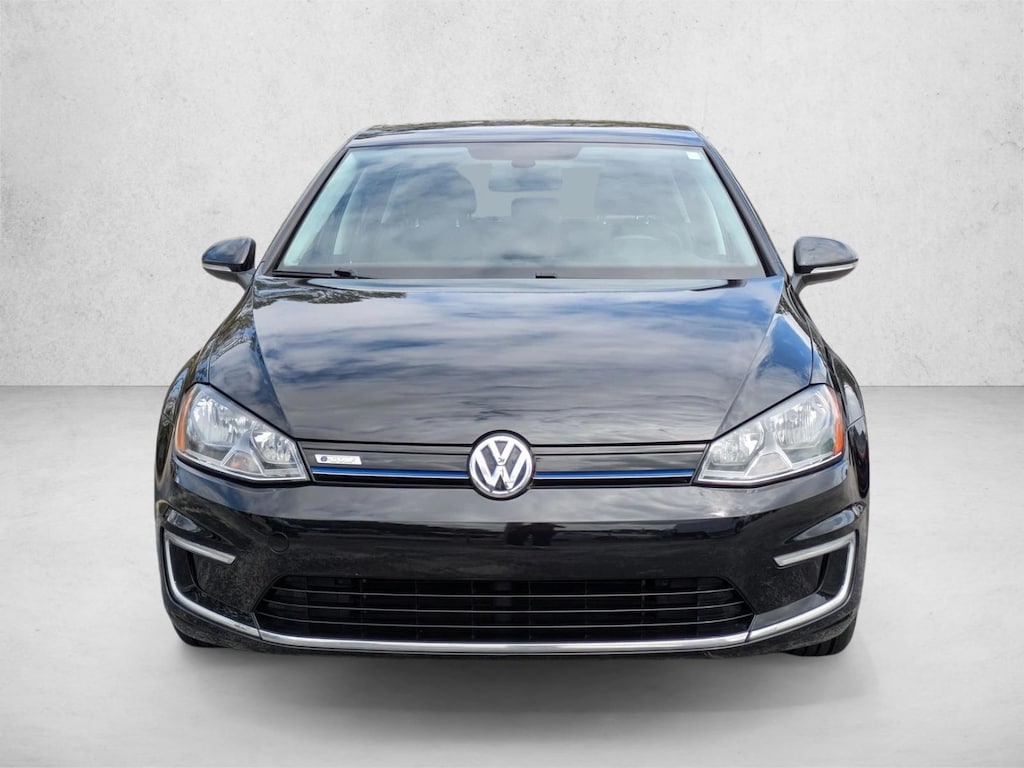 Used 2016 Volkswagen e-Golf SE Hatchback