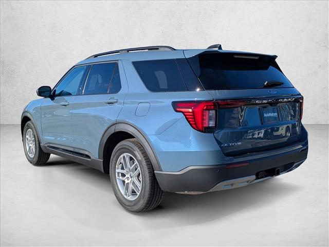 2026 Ford Explorer photo 2