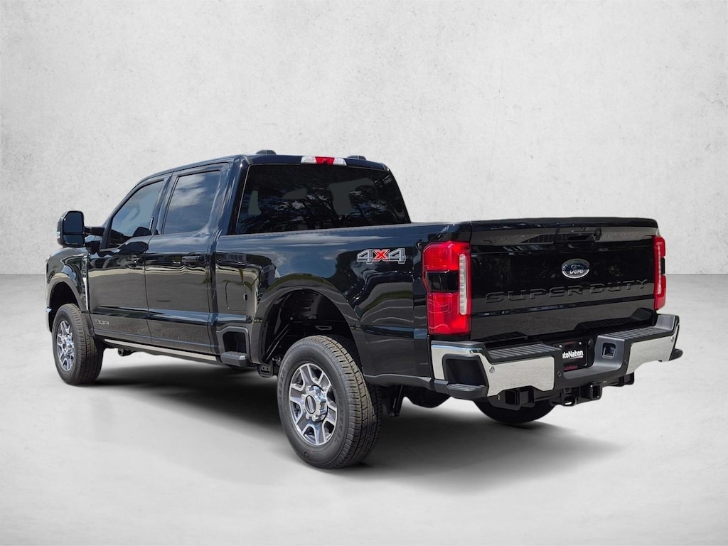 New 2026 Ford F-250 LARIAT Truck Crew Cab
