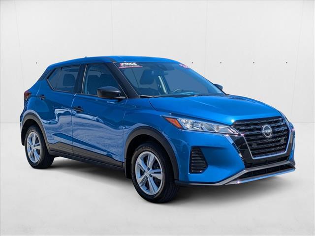2024 Nissan Kicks S photo 3