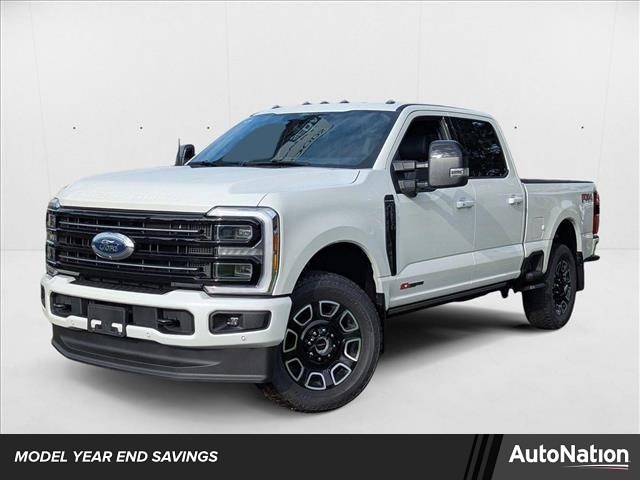 2025 Ford F-350 Super Duty Platinum's photo