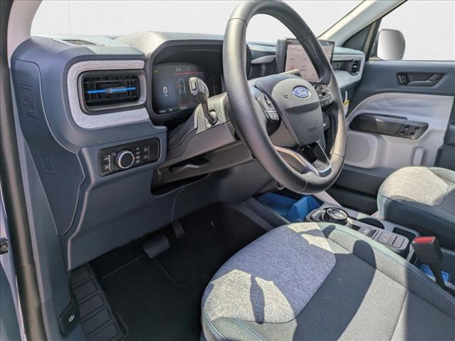 2025 Ford Maverick XLT photo 3