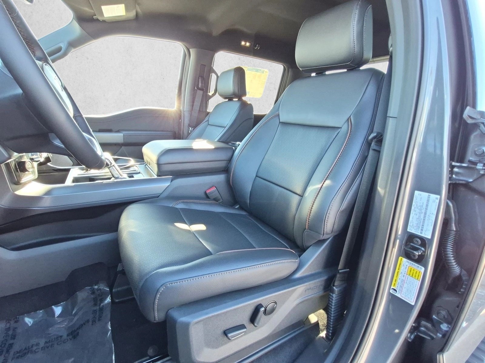 New 2026 Ford F-150 LARIAT Truck SuperCrew Cab