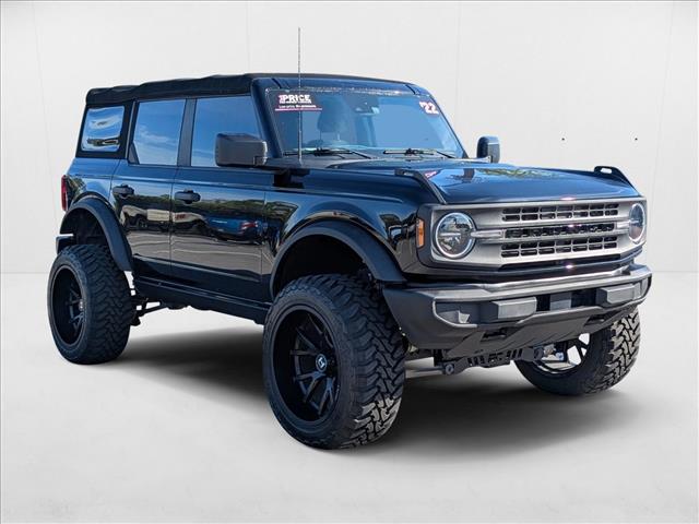 2022 Ford Bronco Base photo 3
