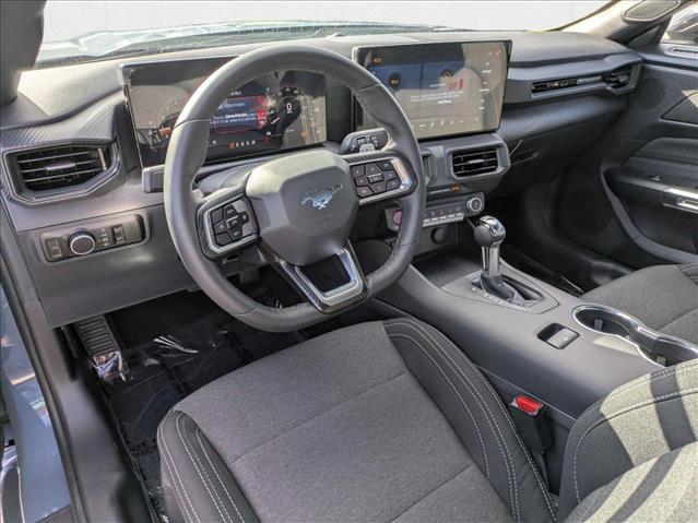 2025 Ford Mustang GT photo 3