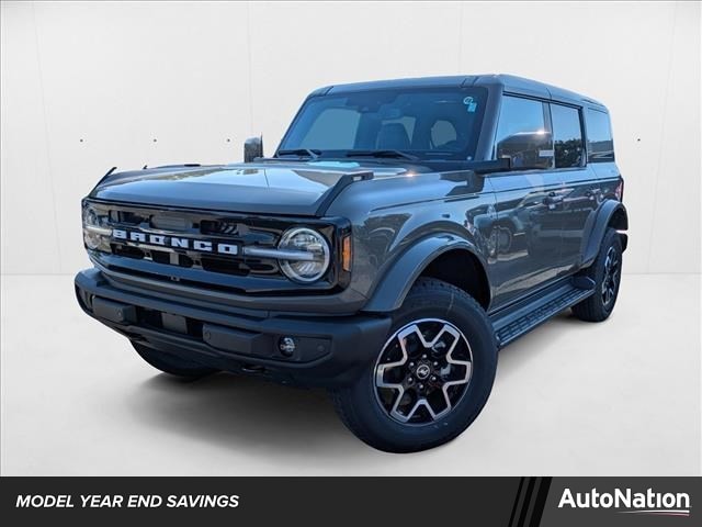 2025 Ford Bronco 4-Door Outer Banks's photo
