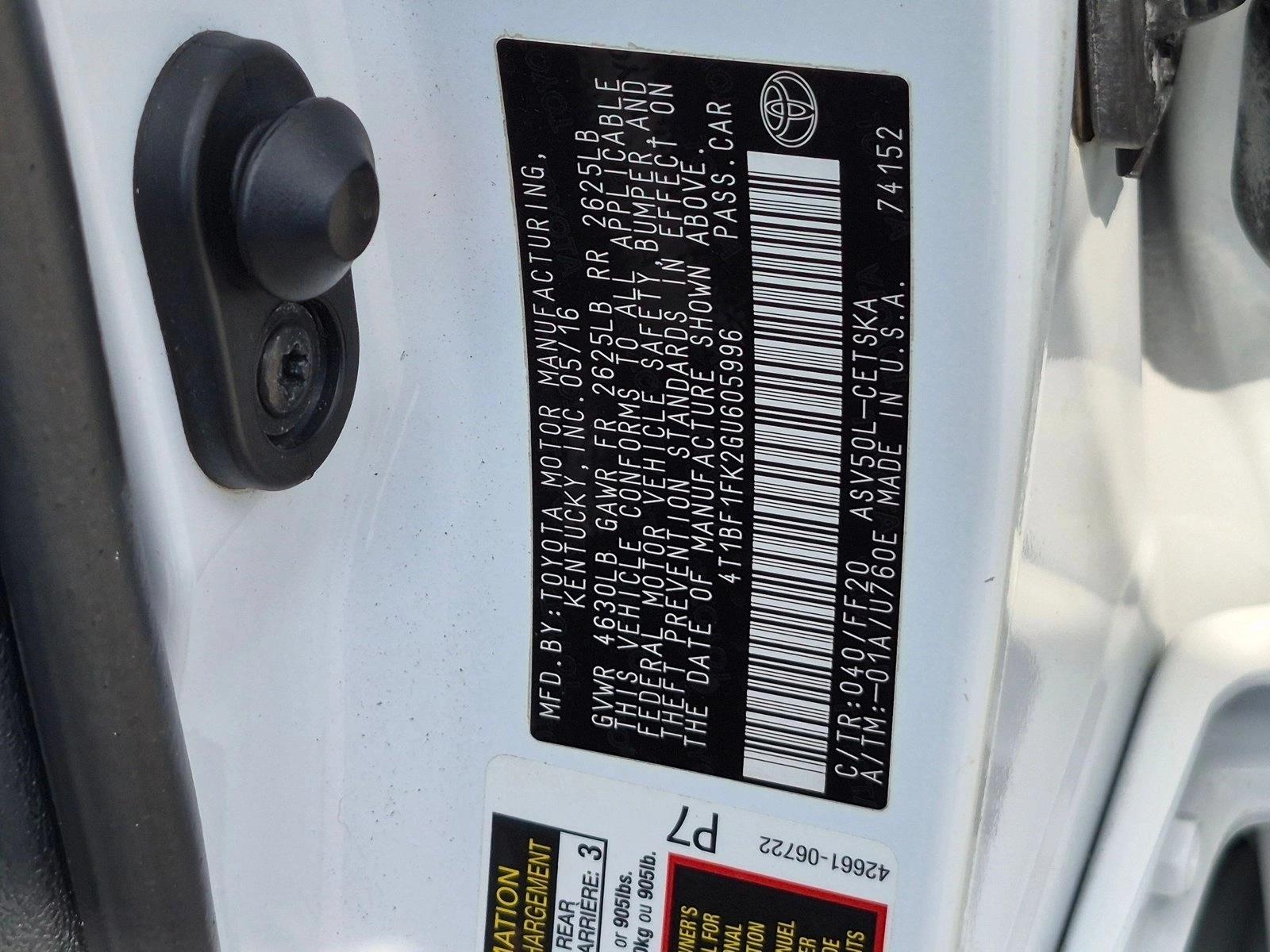 2016 Toyota Camry 23