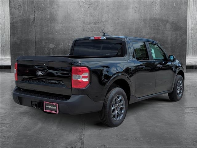 2025 Ford Maverick XLT photo 2