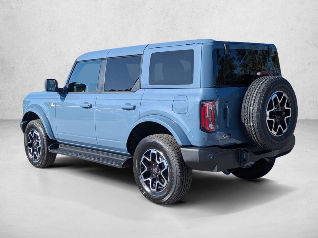 New 2025 Ford Bronco Outer Banks SUV