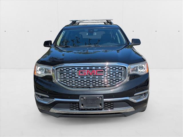 2017 Gmc Acadia Denali photo 2