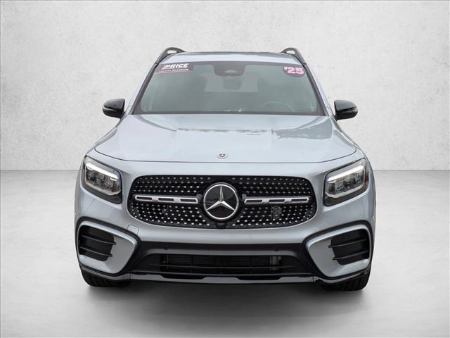 2025 Mercedes Benz GLB 250 photo 2