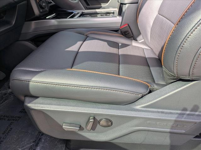 2026 Ford F-250 Lariat photo 4