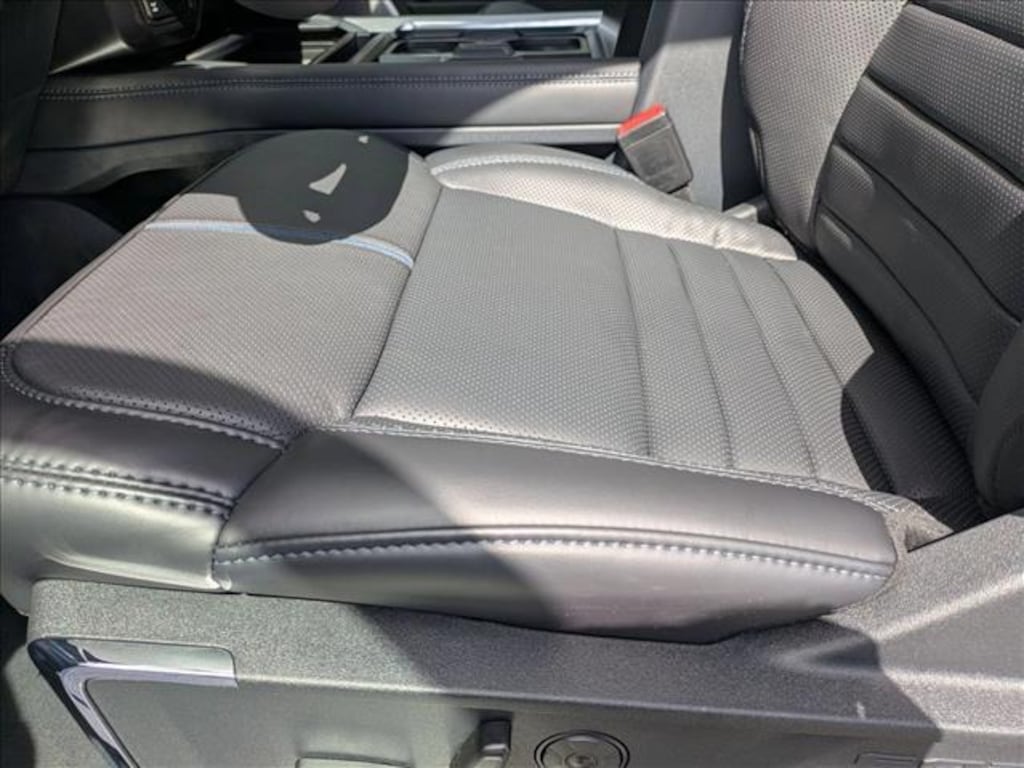 New 2026 Ford F-350 Platinum Truck Crew Cab