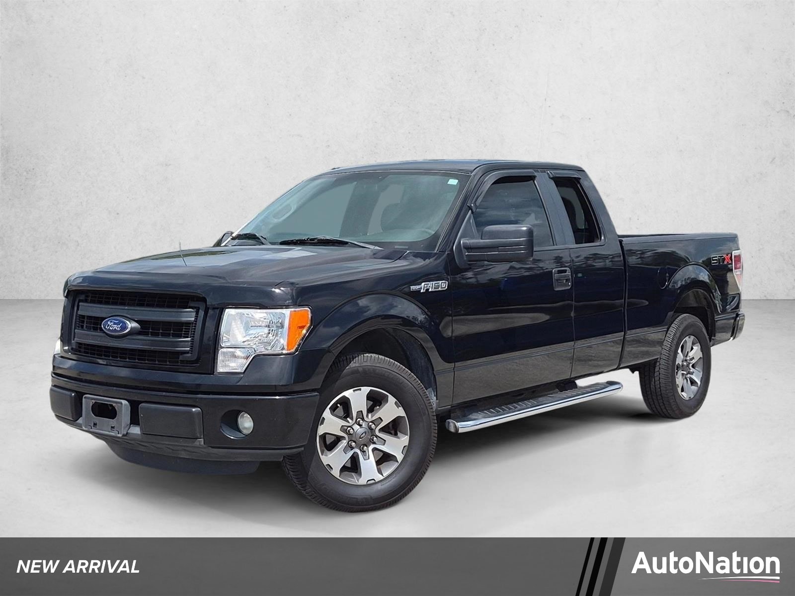 2013 Ford F-150 STX SuperCab 145-in's photo