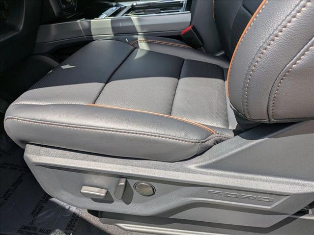 2025 Ford F-250 Lariat photo 4