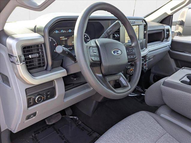 2025 Ford F-350 XL photo 3