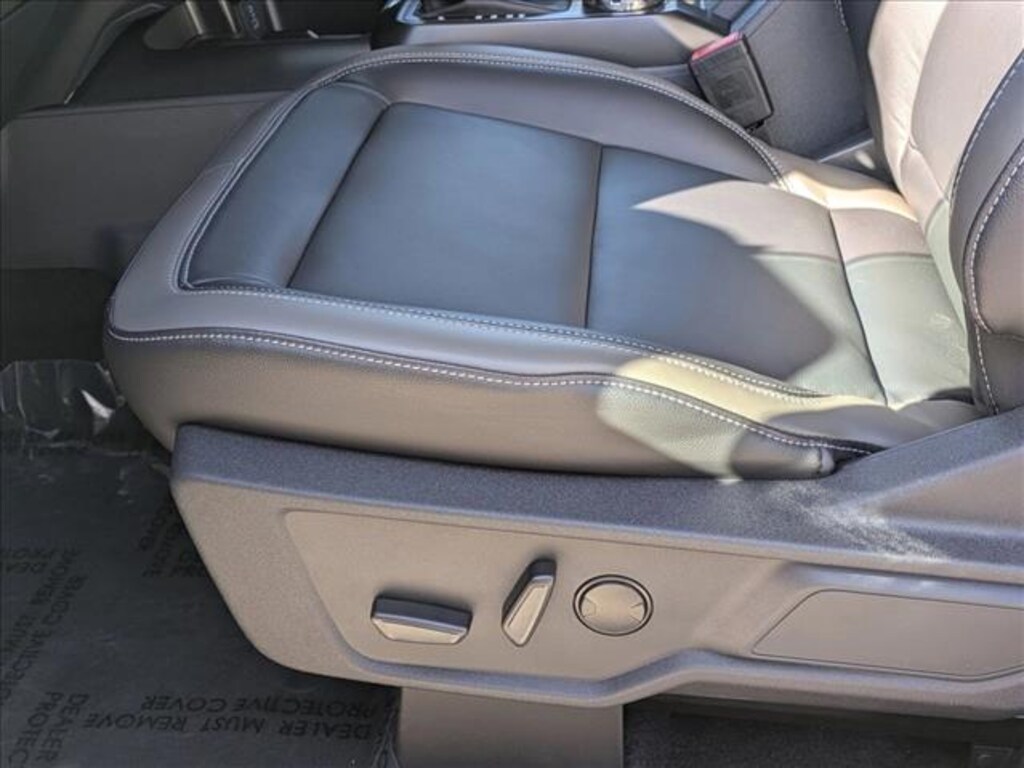 New 2025 Ford Bronco Outer Banks SUV